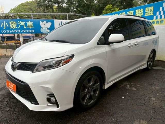 Toyota Sienna  第1張相片