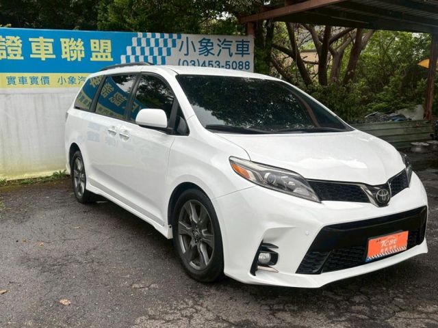 Toyota Sienna  第3張相片