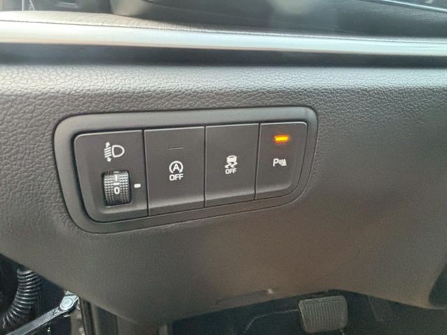 Hyundai Custin  第13張相片