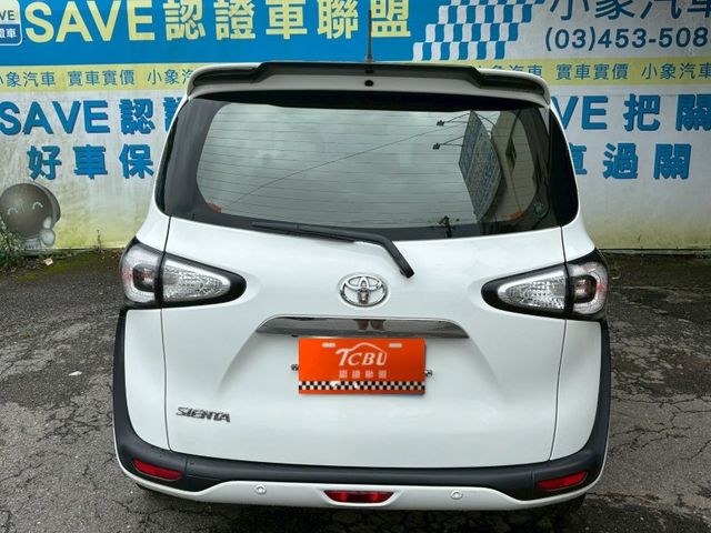 豪華 七人座 電動側滑門  倒車顯影  第15張相片