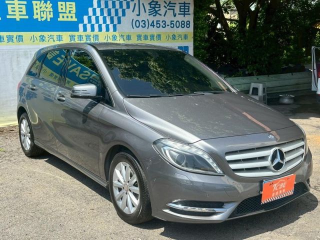 總代理 僅跑16萬 居家代步好車  第3張相片