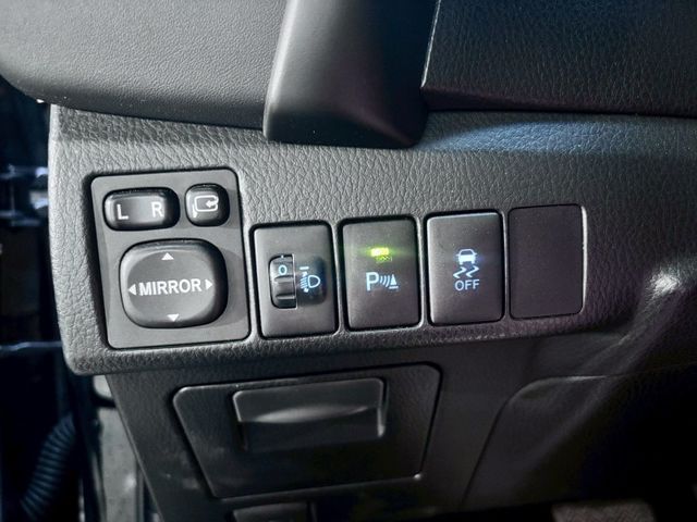 Toyota ALTIS  第6張相片