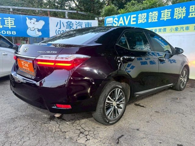 Toyota ALTIS  第11張相片