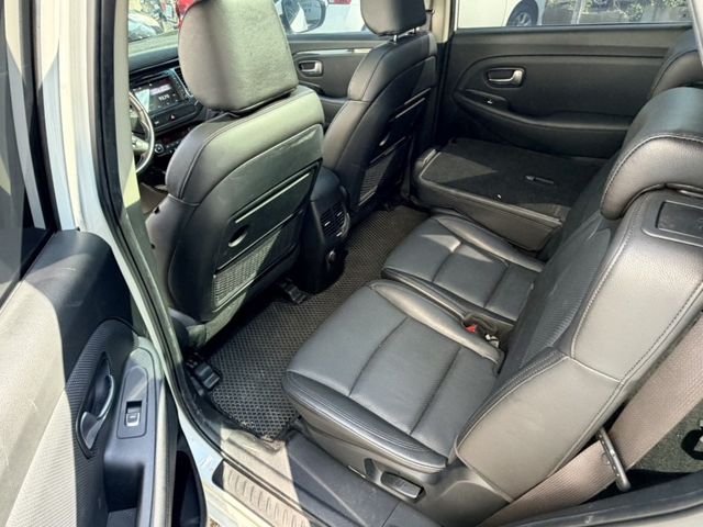 Kia Euro Carens  第6張相片