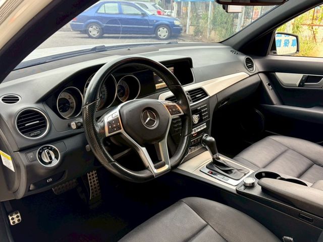 Mercedes-Benz/賓士 C-CLASS  第7張相片