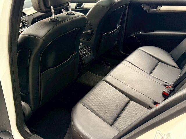 Mercedes-Benz/賓士 C-CLASS  第11張相片