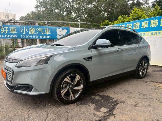 Luxgen U6 Turbo  第4張相片