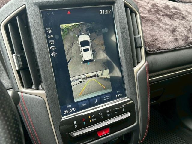 Luxgen U6 Turbo  第13張相片