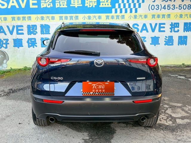 Mazda CX-30  第1張相片