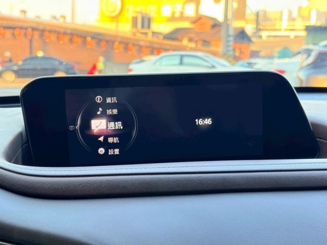 Mazda CX-30  第15張相片