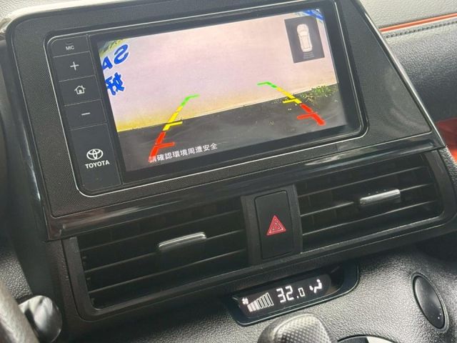 Toyota SIENTA  第8張相片