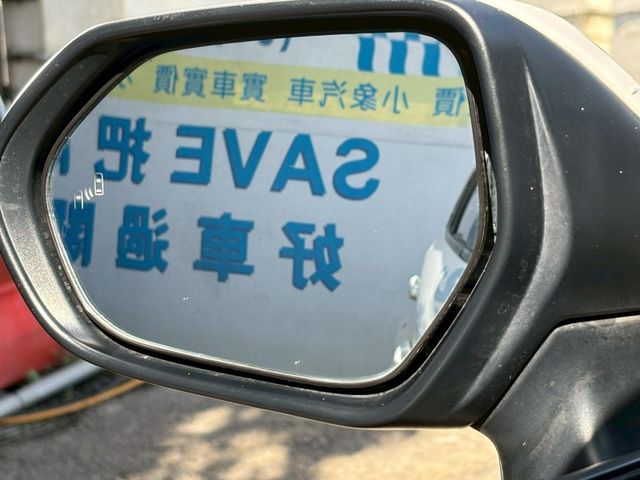 Toyota ALTIS  第8張相片