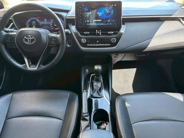 Toyota ALTIS  第9張相片