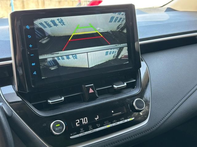 Toyota ALTIS  第12張相片