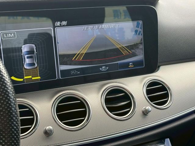 Mercedes-Benz/賓士 E-CLASS  第12張相片