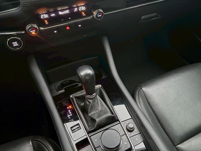 Mazda Mazda3  第10張相片