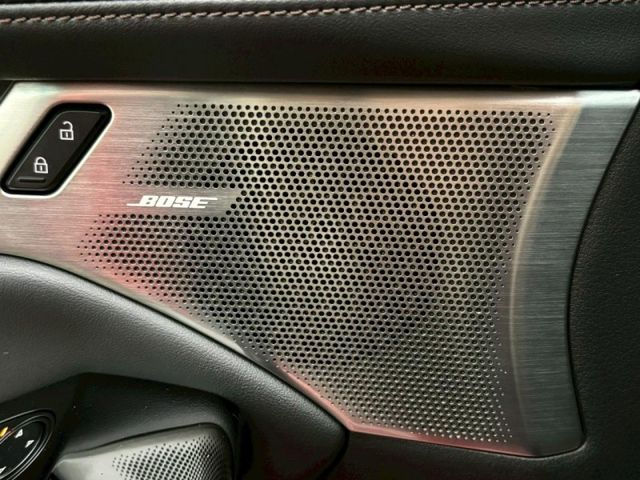 Mazda Mazda3  第14張相片