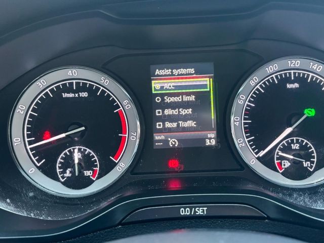 Skoda Karoq  第12張相片