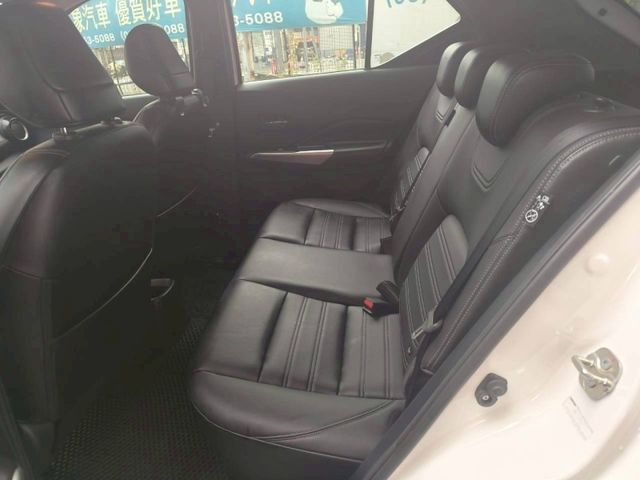 頂級 一手車全原廠保養跑10萬多  第11張相片