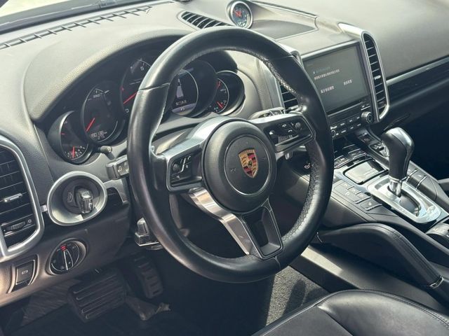 Porsche保時捷 Cayenne   第8張相片