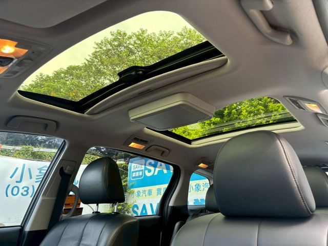 Toyota Previa  第16張相片