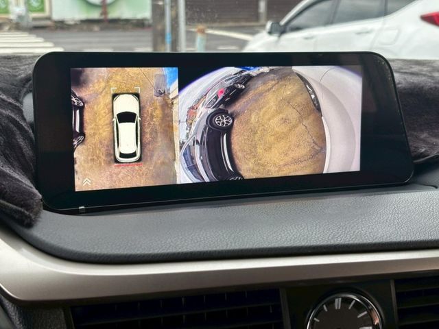 豪華版 一手車 加裝360環景影音系統  第15張相片