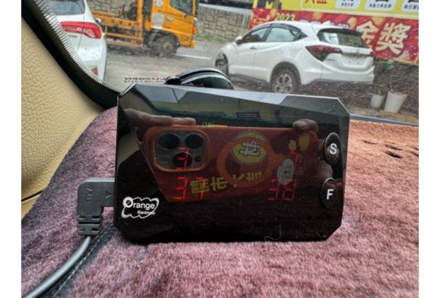 原廠保養紀錄完整/原版件/低里程/認證車/零頭款  第6張相片