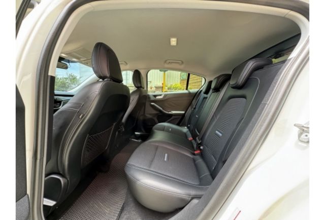 Ford FOCUS  第7張相片