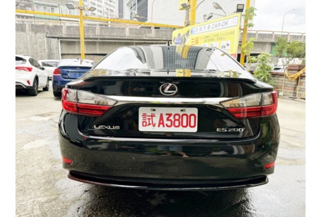 Lexus ES200  第5張相片