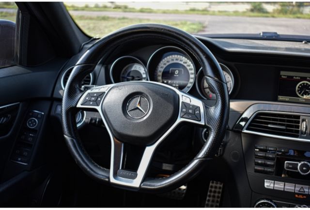 100%實車實價 2013 C250 w204 維修工單齊全 自用美車細心呵護中  第10張相片