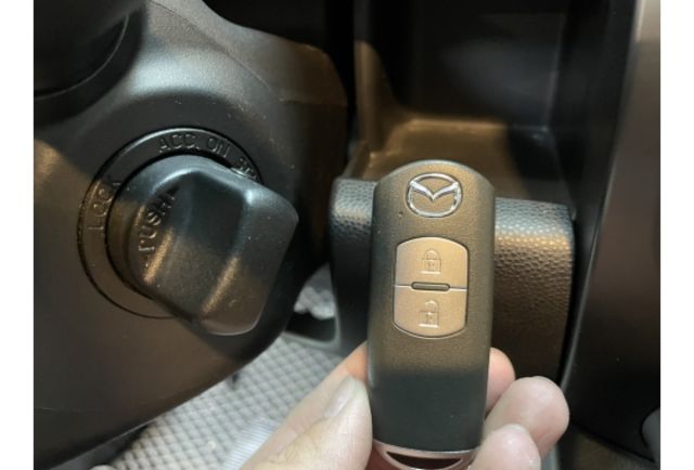 原廠保養｜鋼鐵灰 Sport版｜車況超級美｜馬2 進口小車扎實底盤｜避震+鋁圈  第8張相片