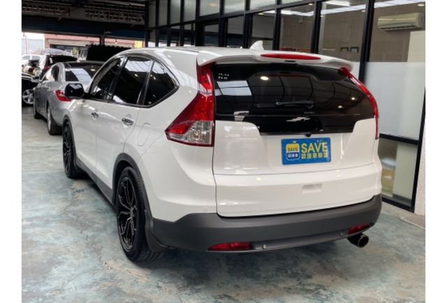 實車實價 CRV 4代 2.4VTI-S 2WD最頂級 全車原鈑件 無待修漂亮車  第12張相片