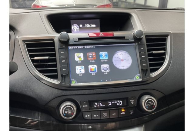 實車實價 CRV 4代 2.4VTI-S 2WD最頂級 全車原鈑件 無待修漂亮車  第14張相片