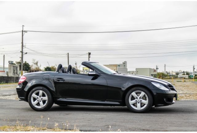 敞篷上空 雙座跑車 R171 SLK280 V6/3.0 全車原鈑件 完整無待修  第3張相片