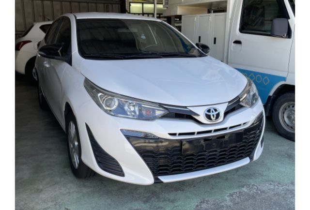 100%實車實價｜yaris 大鴨 售32萬5｜漂亮認證車｜保固兩年或五萬公里  第11張相片