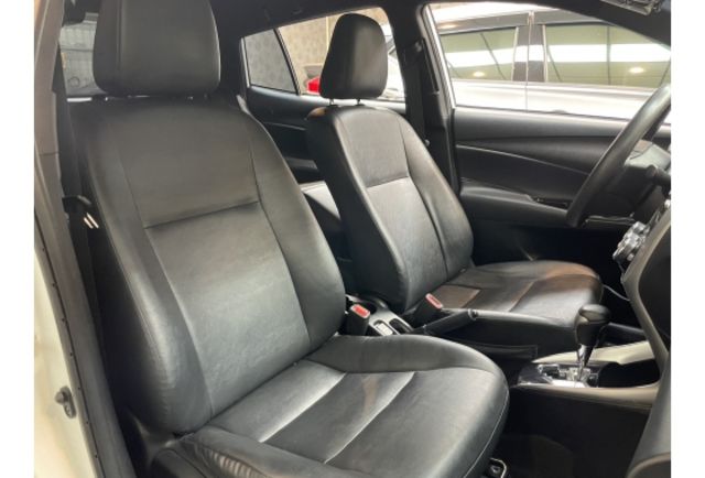 100%實車實價 yaris 售30萬5｜安心認證車｜保固兩年或五萬公里  第12張相片