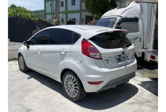 Ford FIESTA  第2張相片