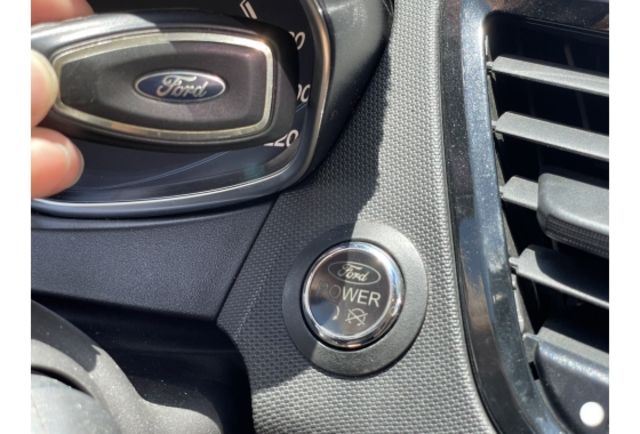 Ford FIESTA  第12張相片