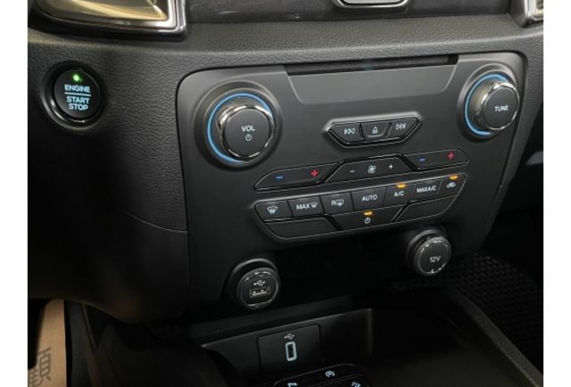 Ranger T8 ｜後捲簾｜福特皮卡 浪九 貨卡｜100%實車實價｜一手漂亮車  第17張相片