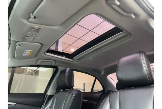 跑7萬3｜原廠保養｜天窗｜選配大屏幕｜數位儀表｜LED燈｜盲點｜8安｜免鑰｜撥片  第17張相片