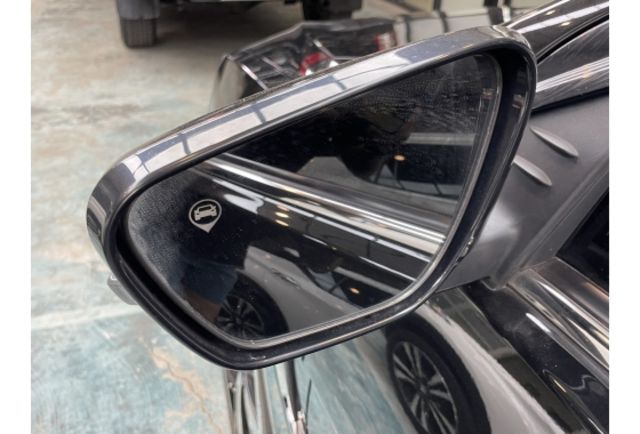 跑7萬3｜原廠保養｜天窗｜選配大屏幕｜數位儀表｜LED燈｜盲點｜8安｜免鑰｜撥片  第18張相片