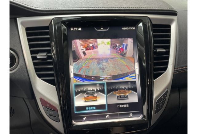 跑7萬3｜原廠保養｜天窗｜選配大屏幕｜數位儀表｜LED燈｜盲點｜8安｜免鑰｜撥片  第20張相片