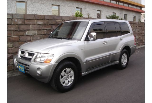 三菱2003年PAJERO五門七座3.5cc登山越野-爬坡有力-乘坐舒適  第1張相片