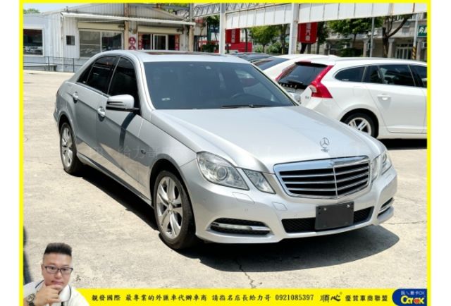 BENZ E250 CGI 2011年 1.8 銀 8088  第2張相片