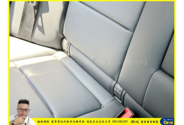 BENZ E250 CGI 2011年 1.8 銀 8088  第14張相片