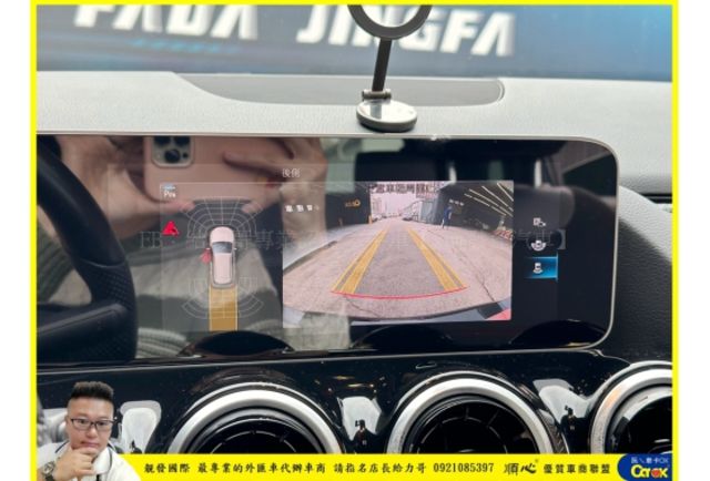 BENZ B180 2019年 1.3 黑 3999  第5張相片