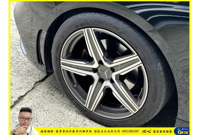 BENZ B180 2019年 1.3 黑 3999  第9張相片