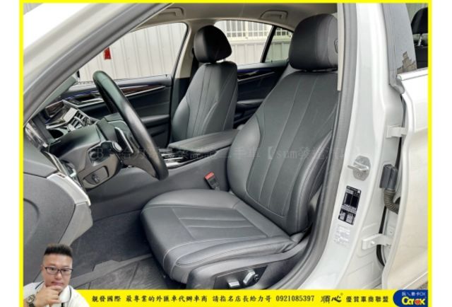 BMW 520I 2020年 2.0 白 0282  第6張相片