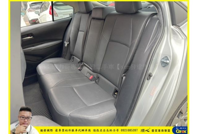 TOYOTA ALTIS 2021年 1.8 銀 3512  第4張相片