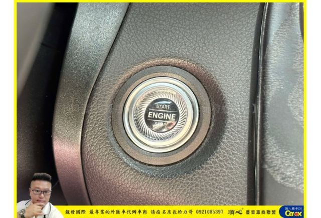 BENZ GLC300 4MATIC 2019年 2.0 白 8089  第9張相片